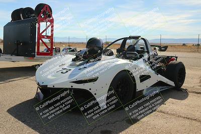 media/Dec-10-2023-Speed Ventures (Sun) [[39b0c55476]]/Around the Pits/